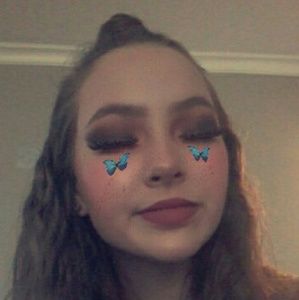 Meet your Posher, Savannah